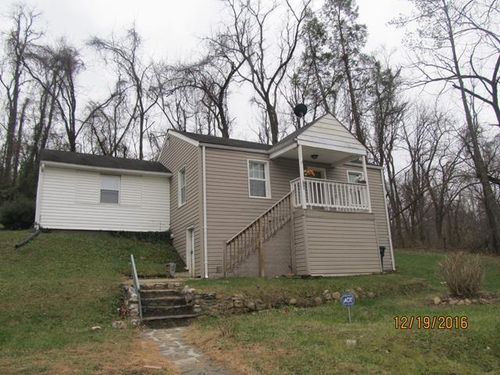 719 Westside Blvd Nw, Roanoke, VA, 24017-6403 | Card Image