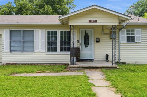 307 W Goddard Street, West, TX, 76691 | Card Image