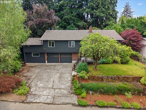 1305 Nw Chikeric St, Vancouver, WA, 98665 | Card Image