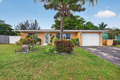 9877 Nw 26th Pl, Sunrise, FL, 33322-2744 | Card Image