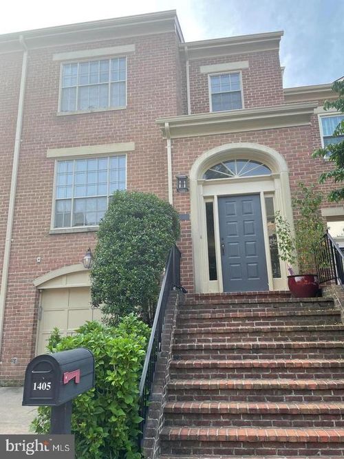 1405 Mclean Mews Ct, MCLEAN, VA, 22101-3800 | Card Image