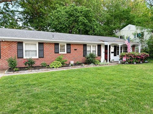 708 Northgate Ct, Virginia Beach, VA, 23452-5235 | Card Image