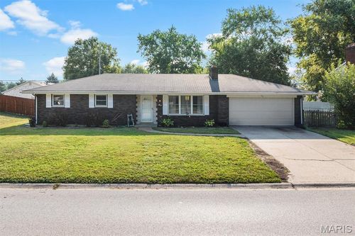 710 N Smiley St, O Fallon, IL, 62269-1340 | Card Image