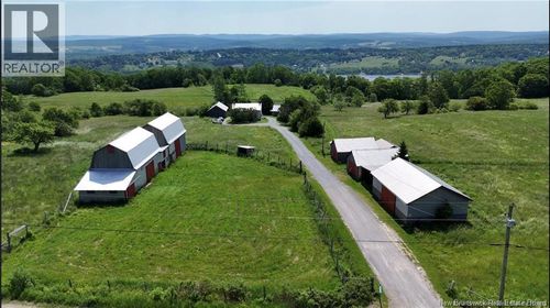 76 Hill Rd, Kingston, NB, E5N1H4 | Card Image