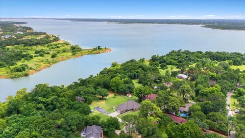 6512 Crooked Ln, Flower Mound, TX, 75022-5807 | Card Image