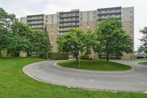 312-931 Wonderland Rd S, London, ON, N6K2X6 | Card Image
