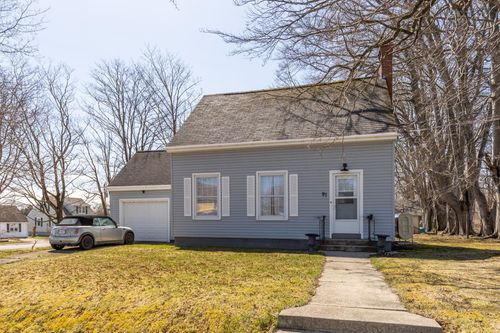 91 Cliff St, Yarmouth, NS, B5A3J7 | Card Image