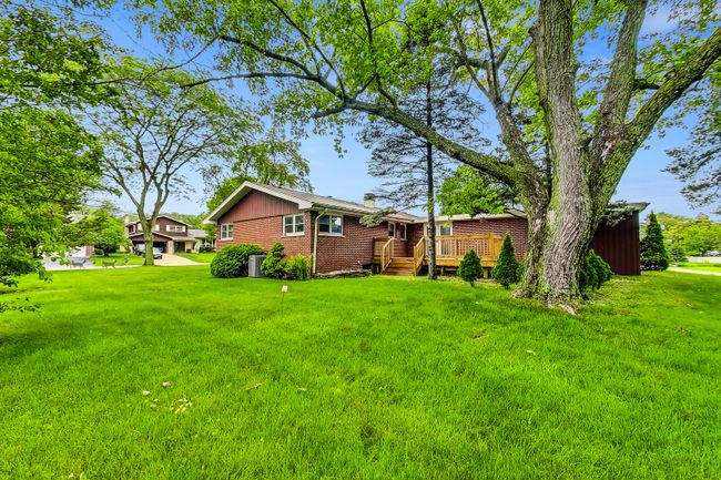 1606 Paula Ave, House other with 3 bedrooms, 2 bathrooms and 2 parking in Wheaton IL | Image 42