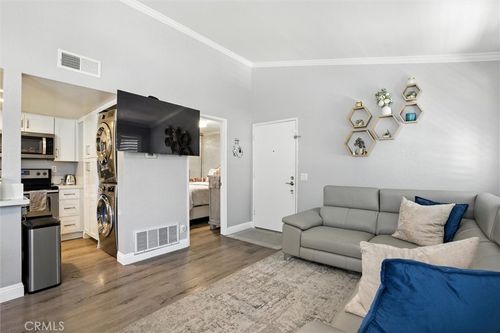 d-26212 La Real, Mission Viejo, CA, 92691-6820 | Card Image