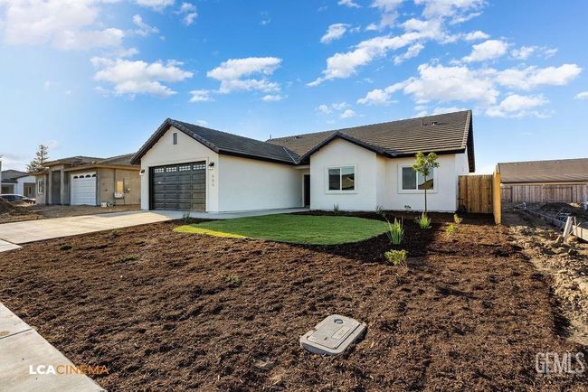 711 Sammy Way, Home with 4 bedrooms, 1 bathrooms and null parking in Shafter CA | Image 20
