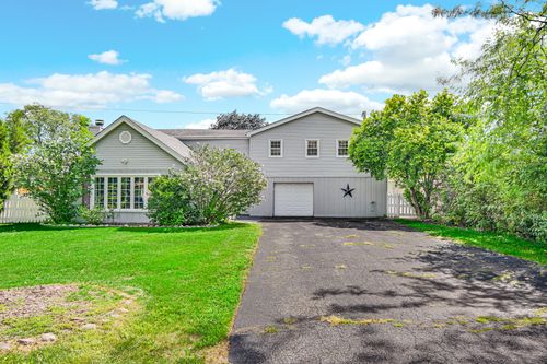 10409 83rd Ave, Palos Hills, IL, 60465-1852 | Card Image