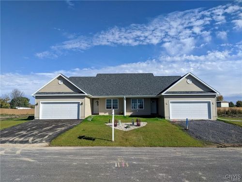 8180 Rachel Ct, Baldwinsville, NY, 13027-8315 | Card Image
