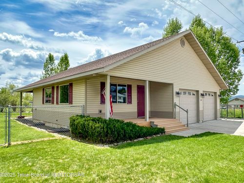 210 E 8th Ave, Afton, WY, 83110-5051 | Card Image