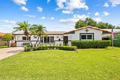 4215 Roosevelt St, Hollywood, FL, 33021-4250 | Card Image