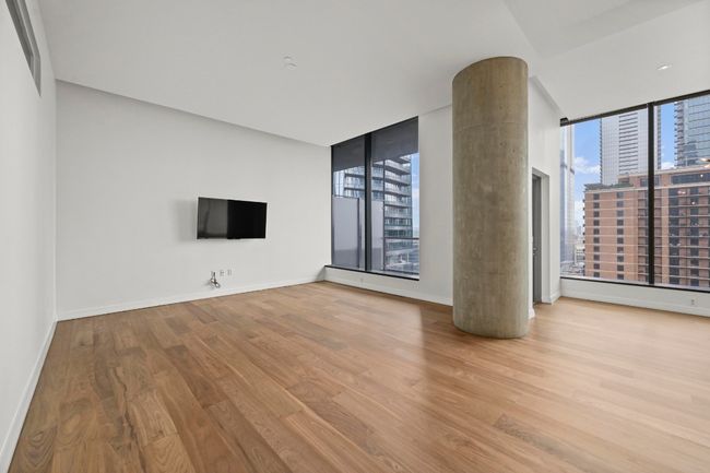 APT-2011 - 210 Lavaca St, Condo with 2 bedrooms, 3 bathrooms and 2 parking in Austin TX | Image 6