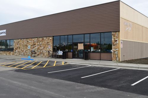 1-10576 Kenai Spur Hwy, Kenai, AK, 99611-7861 | Card Image