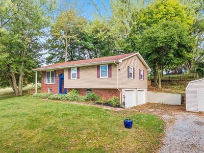 175 Wises Grove Rd, House other with 4 bedrooms, 2 bathrooms and 2 parking in North Sewickley Twp PA | Image 3