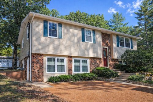 122 Dylark Dr, Waverly, TN, 37185-1303 | Card Image