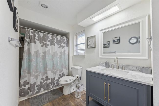 2000 E Branch Hollow Dr, House other with 3 bedrooms, 3 bathrooms and null parking in Carrollton TX | Image 27