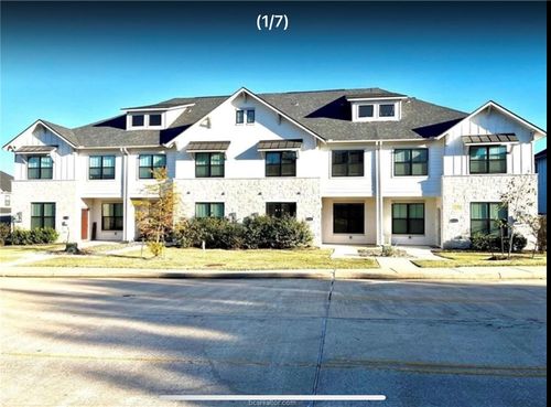 2126 Crescent Pointe Pkwy, College Station, TX, 77845-3916 | Card Image