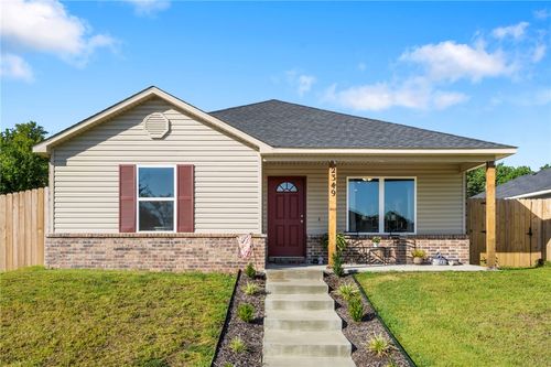 2349 E Buffalo Bnd, Fayetteville, AR, 72701-5670 | Card Image