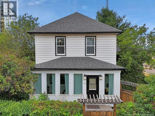16 Waterloo St, Moncton, NB, E1C1A8 | Card Image
