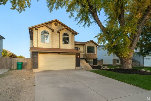 2540 N 450 W, Harrisville, UT, 84414-7208 | Card Image