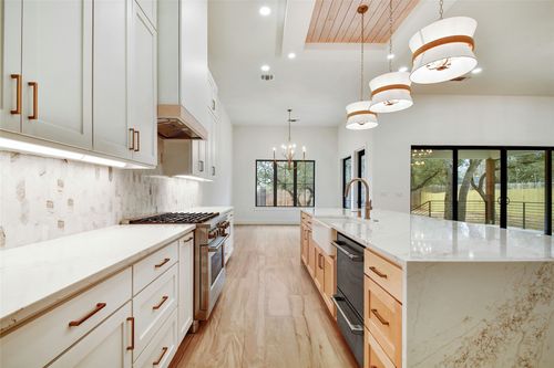 2141 Stone Mdw, Fredericksburg, TX, 78624-3199 | Card Image