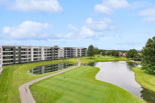 402-5233 Highpointe Lakes Dr, Westerville, OH, 43081-4843 | Card Image