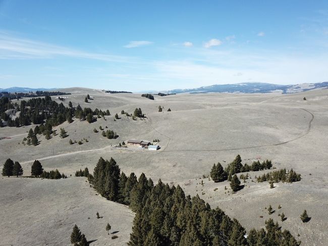 742 W Old Mullan Trl, Home with 4 bedrooms, 3 bathrooms and null parking in Elliston MT | Image 49