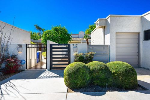 717 Inverness Dr, Rancho Mirage, CA, 92270-1440 | Card Image