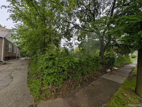 2-256-2 Cedardale Ave, Pontiac, MI, 48341-2726 | Card Image