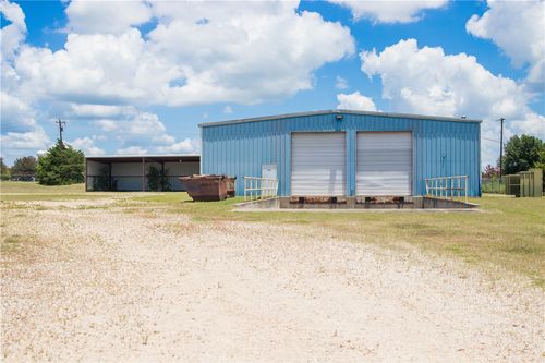 335 Nagel Dr, Caldwell, TX, 77836 | Card Image