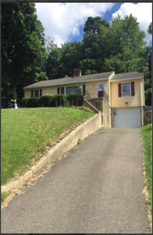 9 Edwards Rd, Portland, CT, 06480-1521 | Card Image