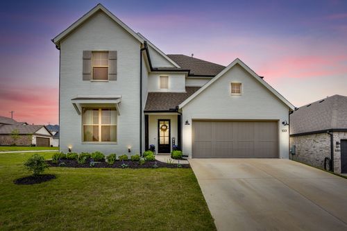 1001 Gannon Valley Trl, Weatherford, TX, 76087-9687 | Card Image