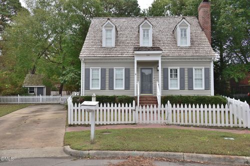 130 Salem Ct, Rocky Mount, NC, 27804-3504 | Card Image