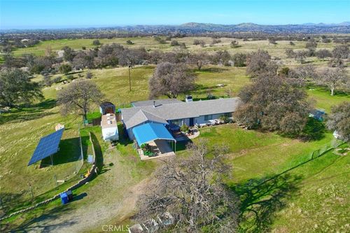 33400 Barn Owl Rd, Raymond, CA, 93653-9740 | Card Image