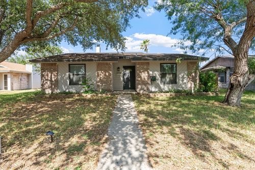 2718 Wind Rock Dr, Corpus Christi, TX, 78410-2114 | Card Image