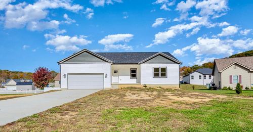 32366 Lilac Ln, Logan, OH, 43138-7502 | Card Image