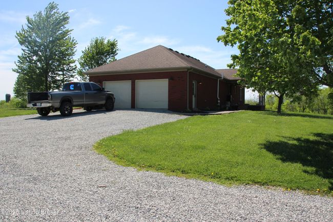 1384 Highway 1066, Home with 4 bedrooms, 3 bathrooms and null parking in Bloomfield KY | Image 14