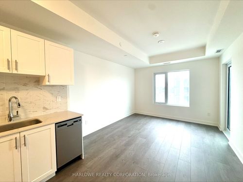 1306-705 Davis Dr, Newmarket, ON, L3Y0J1 | Card Image