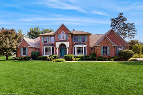 1527 Lexington Cir, Schaumburg, IL, 60173-2093 | Card Image