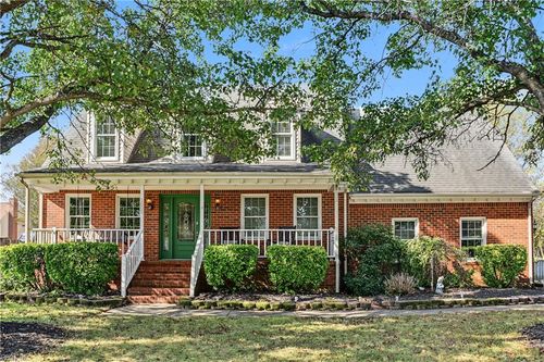 1605 Handcross Way, Virginia Beach, VA, 23456-5444 | Card Image