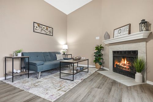 apt-609-4113 Esters Rd, Irving, TX, 75038-4722 | Card Image