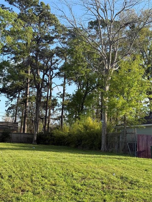 6211 Guadalupe St, Houston, TX, 77016-2007 | Card Image
