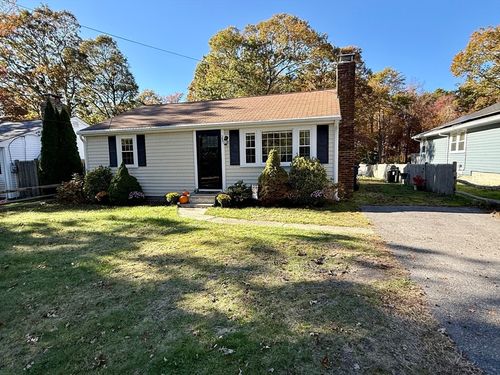23 Circuit Rd, West Yarmouth, MA, 02673-3722 | Card Image