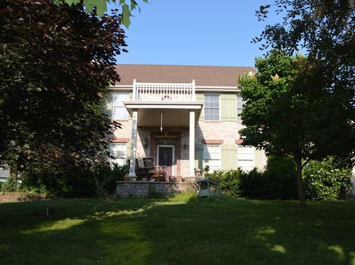 1425 Shorewood Dr, Saint Anne, IL, 60964-5641 | Card Image