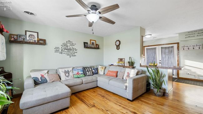 12255 Williams Rd, House other with 5 bedrooms, 2 bathrooms and 3 parking in Homerville OH | Image 14
