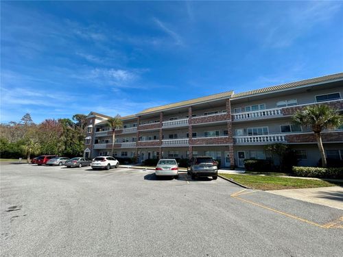 apt-31-2461 Rhodesian Dr, CLEARWATER, FL, 33763-1941 | Card Image