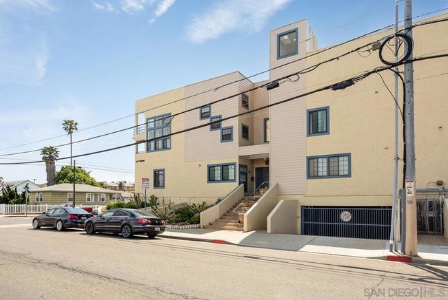 APT-22 - 270 Dahlia Ave, Condo with 3 bedrooms, 2 bathrooms and 2 parking in Imperial Beach CA | Image 34